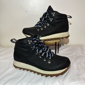 Merrell Black Boots with Lace-Up Design and Rugged Sole